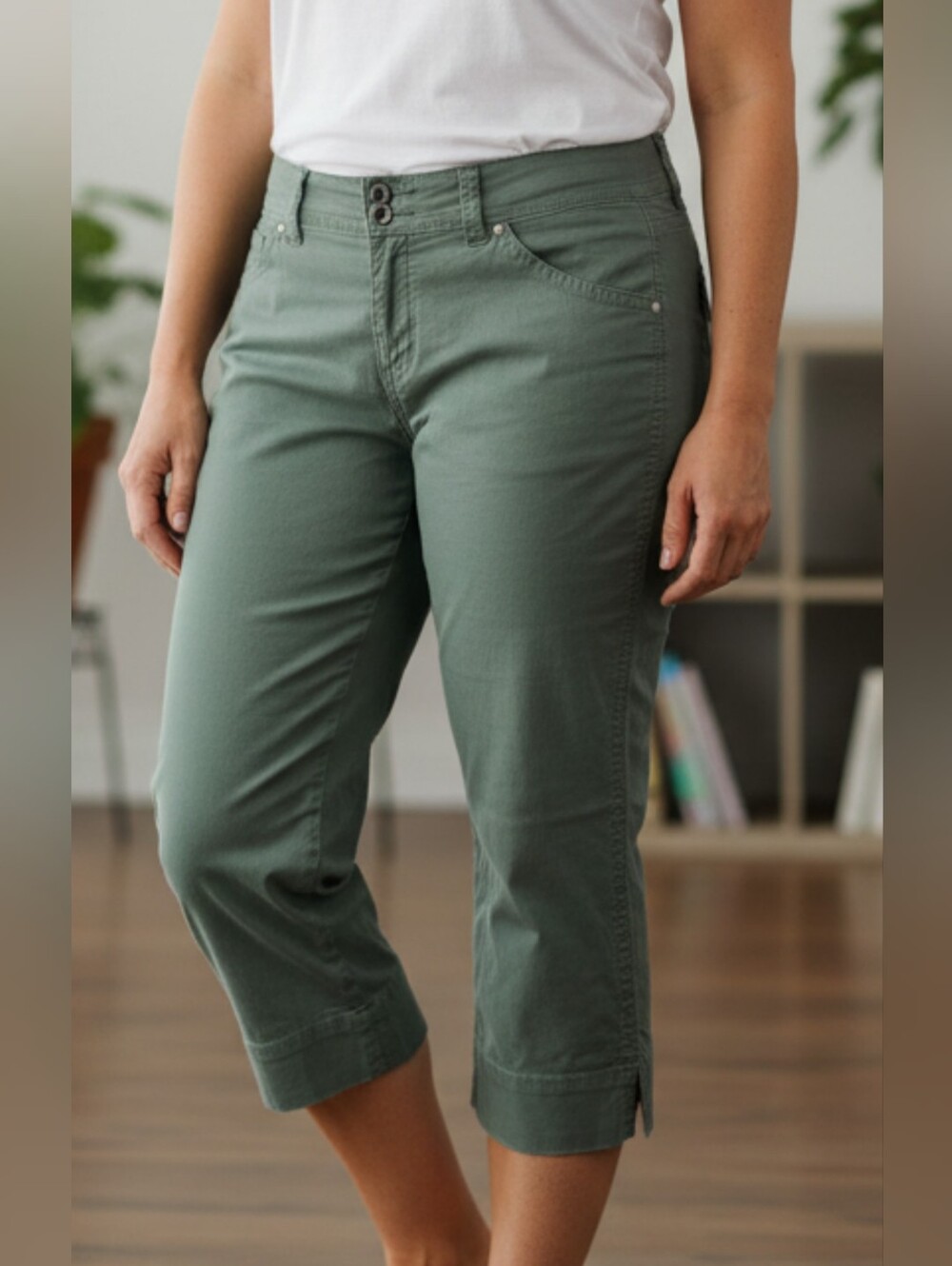 Comfort Stretch Olive Cropped Jeans - Mid Rise